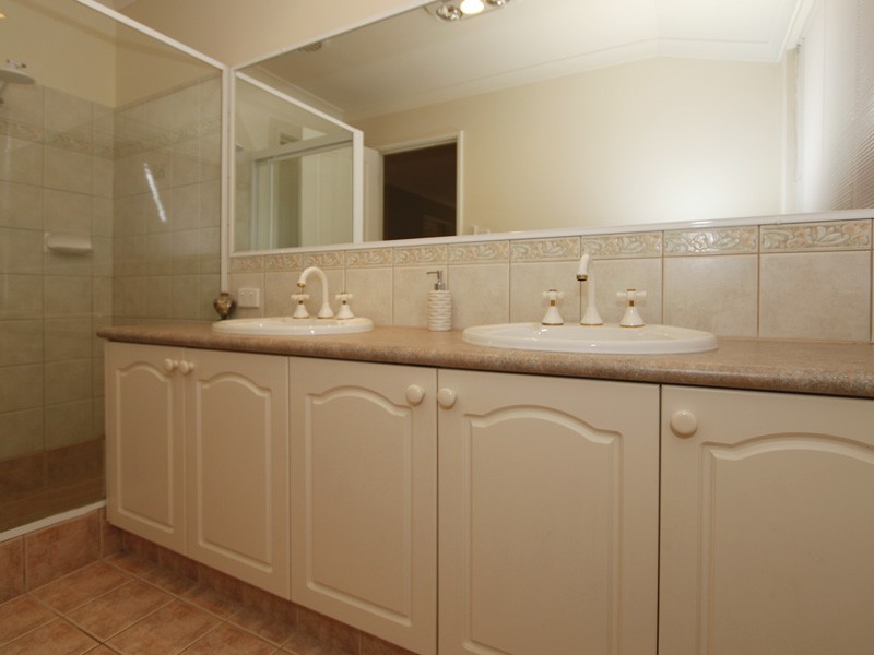 4 Soho Lane, Currambine WA 6028