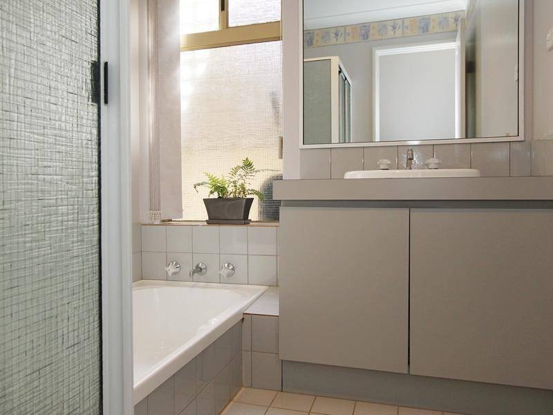 68 Royal Melbourne Avenue, Connolly WA 6027