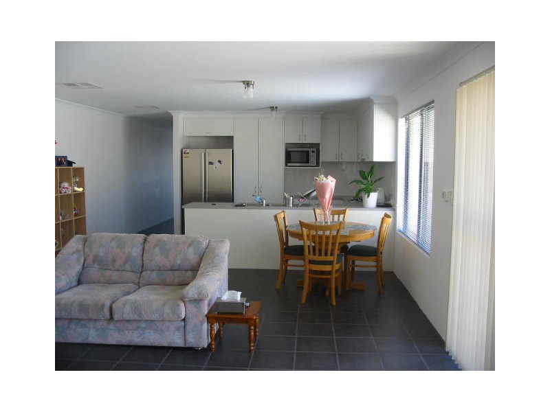 5A Hanoi Way, Hocking WA 6065