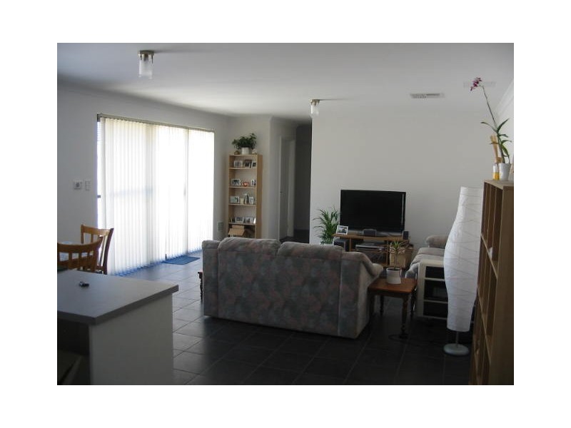 5A Hanoi Way, Hocking WA 6065