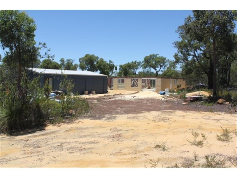 81 Blue Squill Drive, Lower Chittering WA 6084