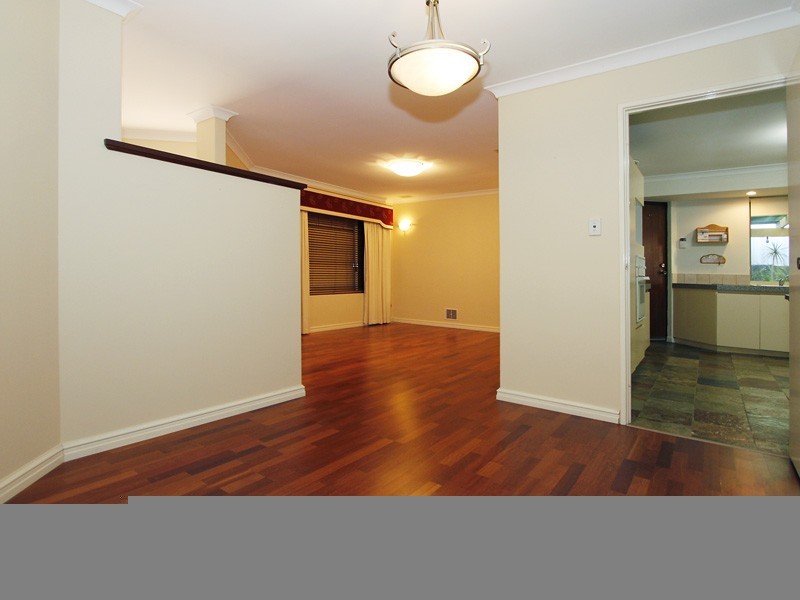 37 Stonehaven Parade, Kinross WA 6028