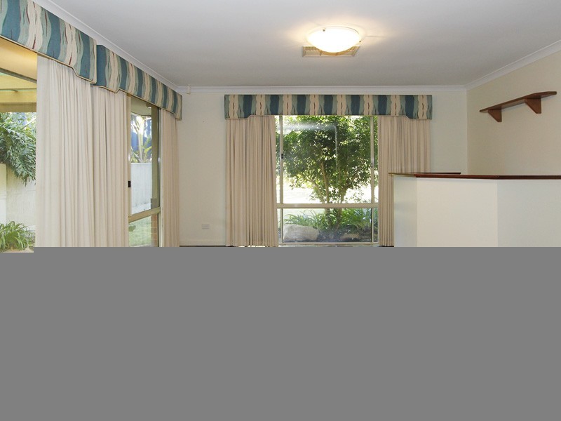 37 Stonehaven Parade, Kinross WA 6028