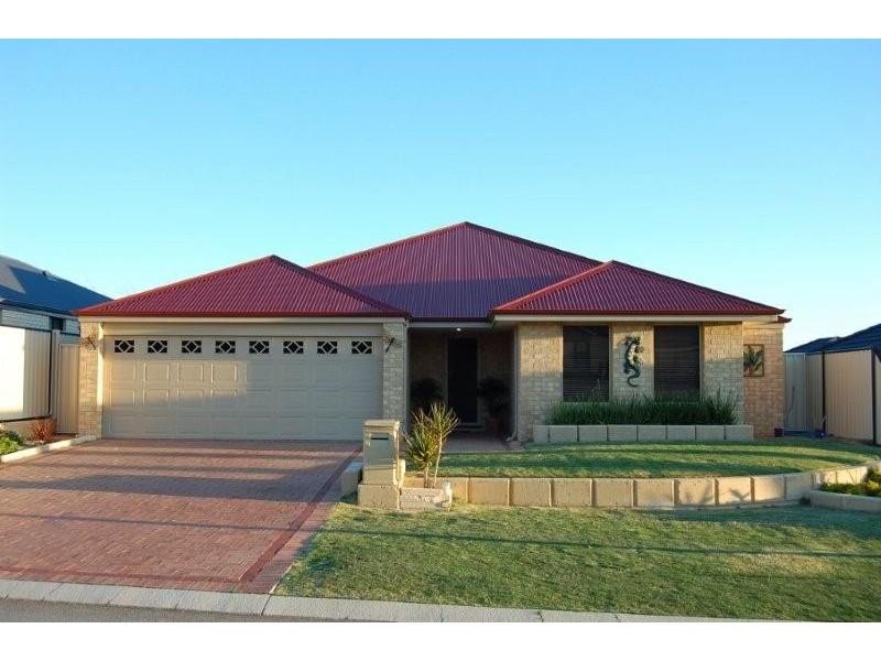 6 Salamanca Turn, Clarkson WA 6030