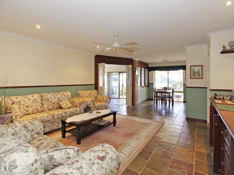 10 Iroquois Gardens, Joondalup WA 6027