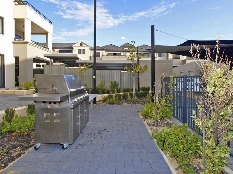 31/1 Sunlander Drive, Currambine WA 6028