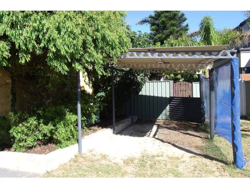 4 Abalone Place, Burns Beach WA 6028