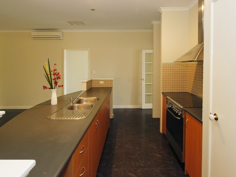 15 Haslingfield Way, Butler WA 6036