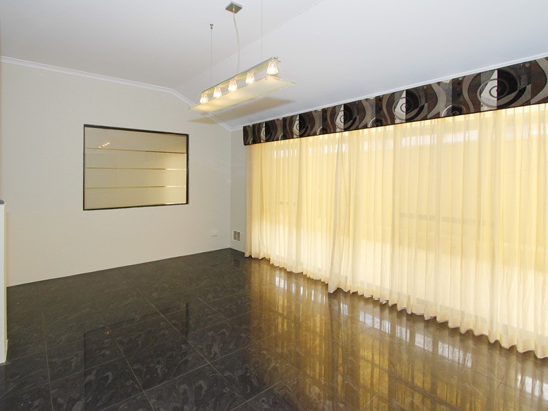 15 Haslingfield Way, Butler WA 6036