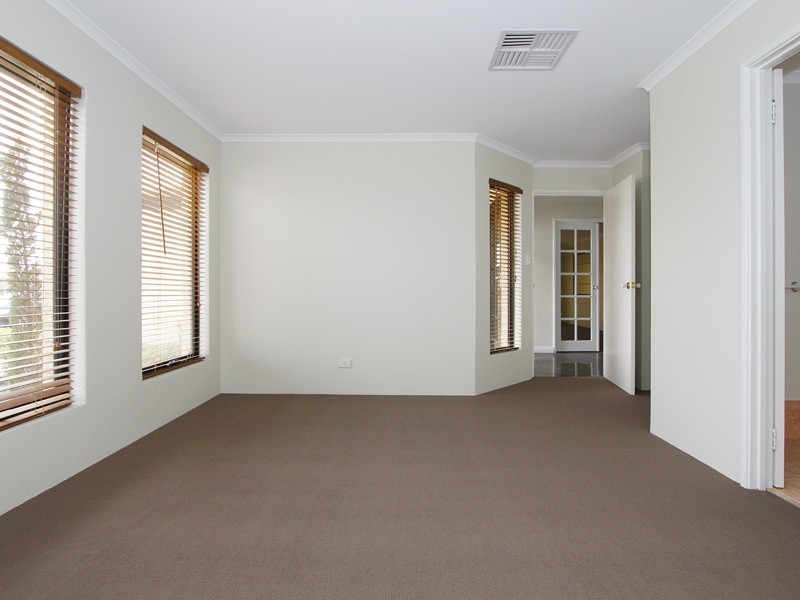 15 Haslingfield Way, Butler WA 6036