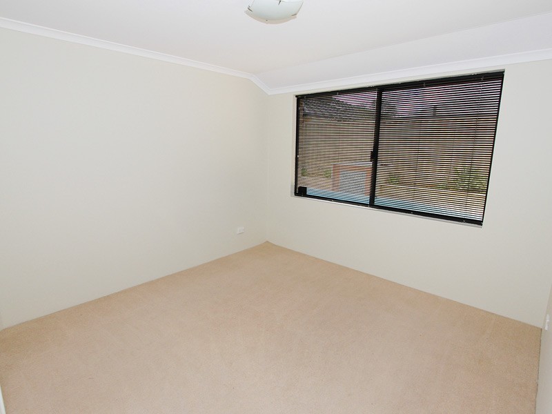 15 Haslingfield Way, Butler WA 6036