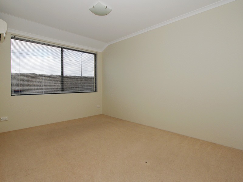 15 Haslingfield Way, Butler WA 6036