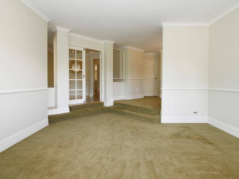 4 Bainbridge Mews, Currambine WA 6028