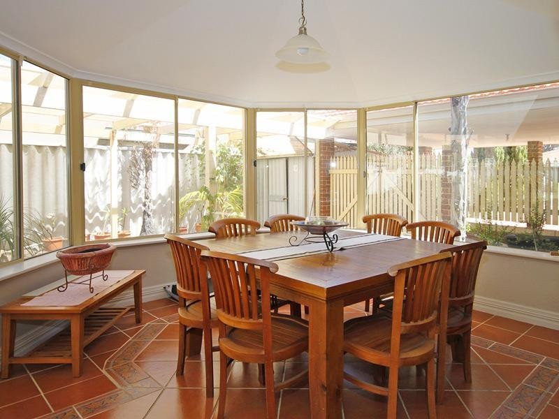 6 Broughton Heights, Kinross WA 6028