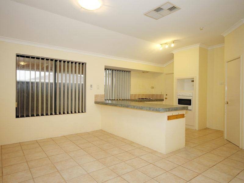 71 Ailsacraig Ramble, Kinross WA 6028