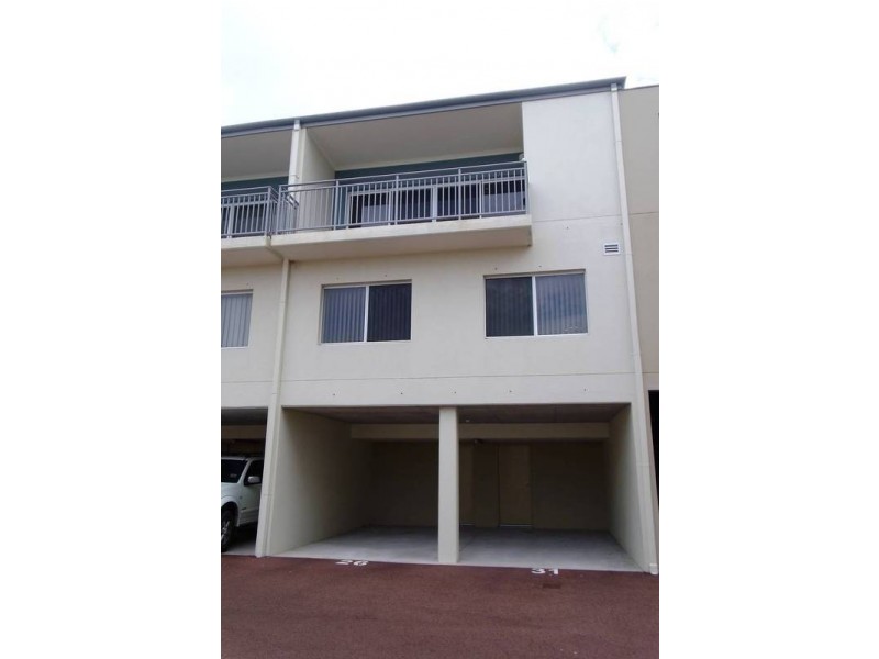31/10 Pavonia Link, Clarkson WA 6030