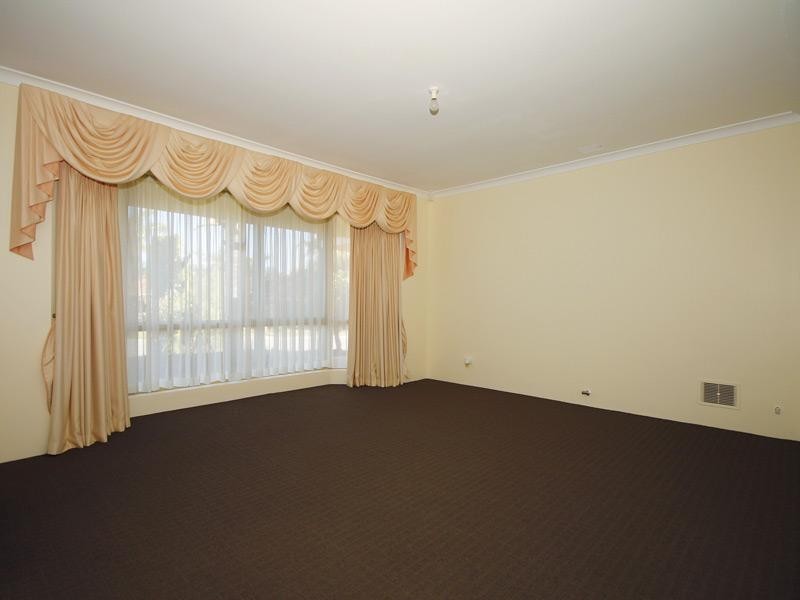 27 Burley Griffin Mews, Joondalup WA 6027