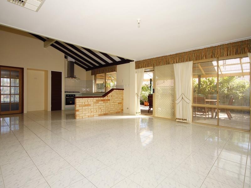 27 Burley Griffin Mews, Joondalup WA 6027