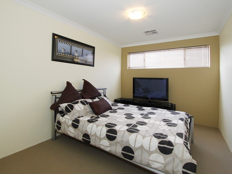20 Gaudi Way, Clarkson WA 6030
