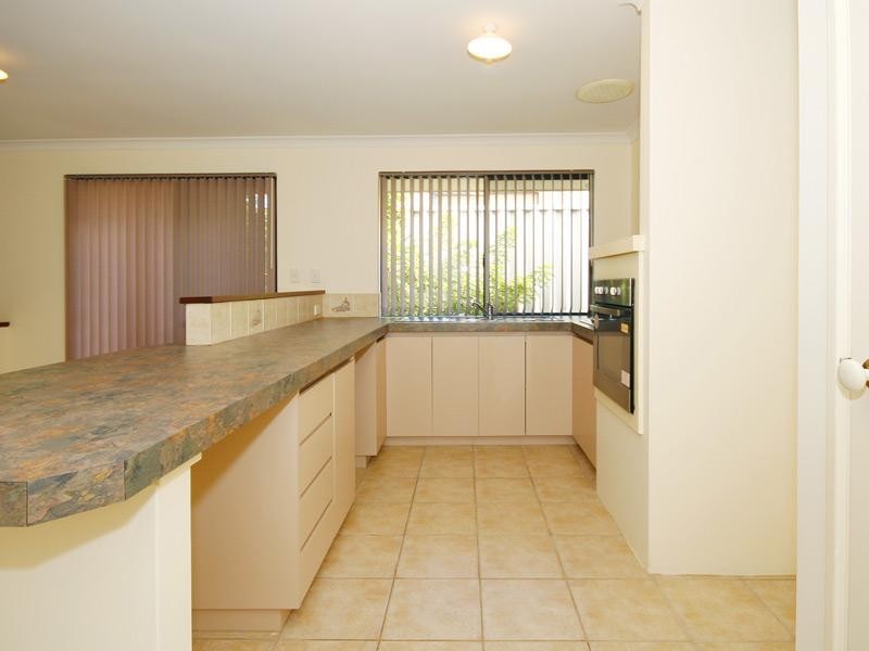 82 Balladong Loop, Carramar WA 6031