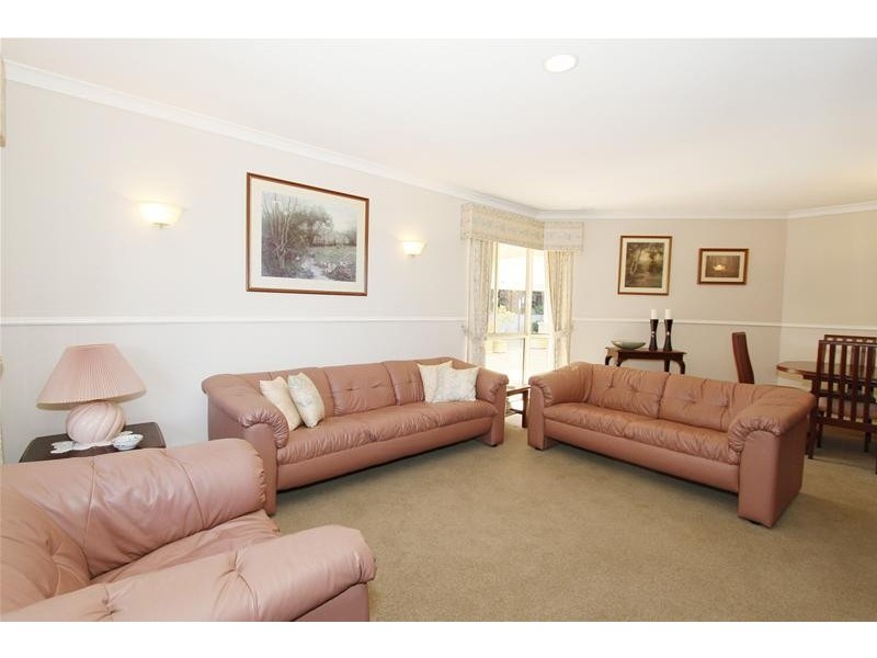 12 Lamond Close, Kinross WA 6028