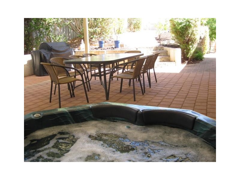 8 Placid Court, Joondalup WA 6027