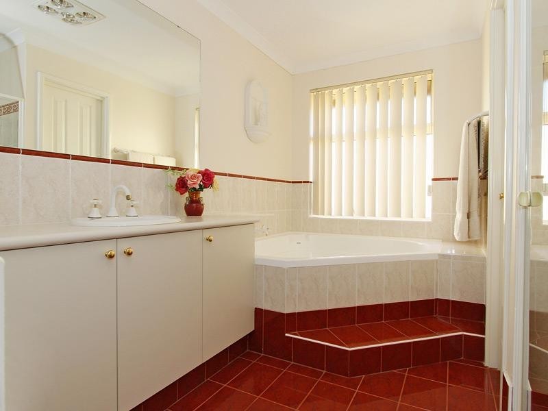 12 Marriot Turn, Currambine WA 6028