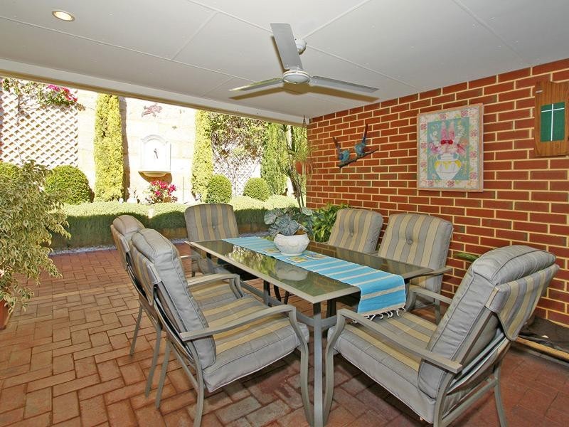 12 Marriot Turn, Currambine WA 6028