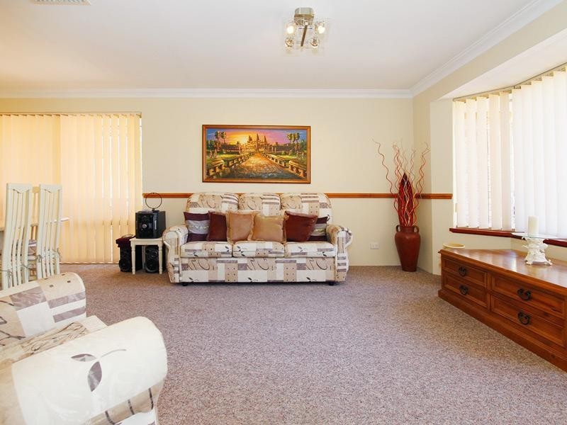 1 Rosneath Terrace, Kinross WA 6028