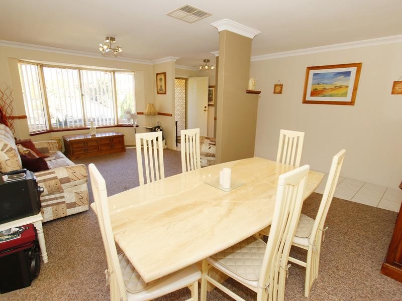 1 Rosneath Terrace, Kinross WA 6028