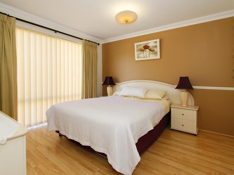 1 Rosneath Terrace, Kinross WA 6028