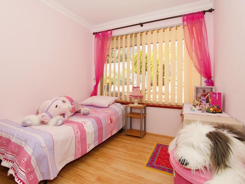 1 Rosneath Terrace, Kinross WA 6028