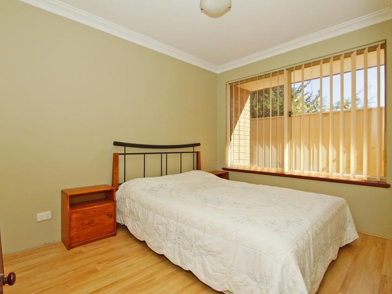 1 Rosneath Terrace, Kinross WA 6028