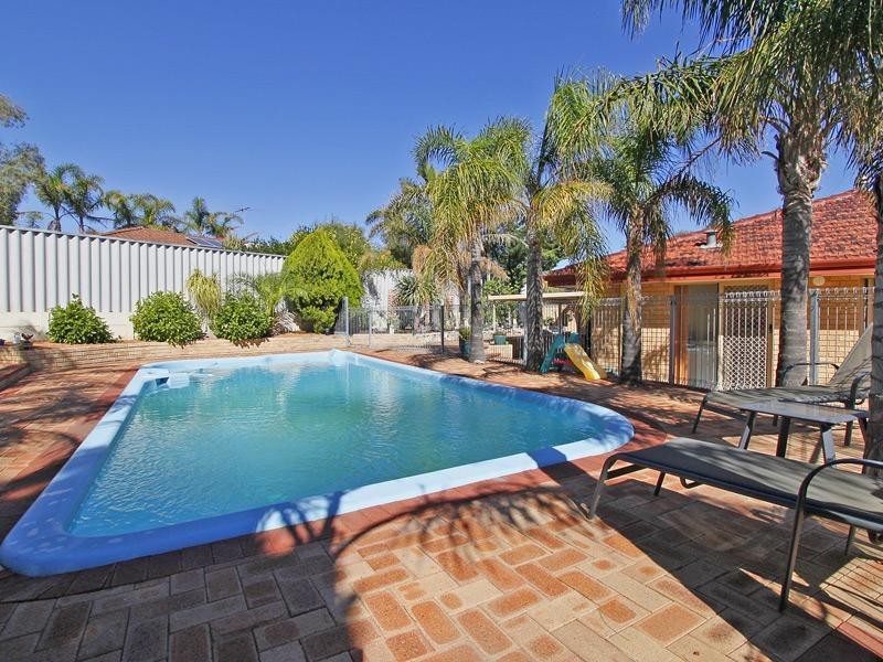 1 Rosneath Terrace, Kinross WA 6028