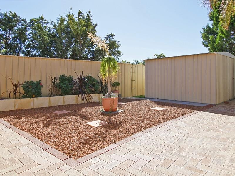 1 Rosneath Terrace, Kinross WA 6028