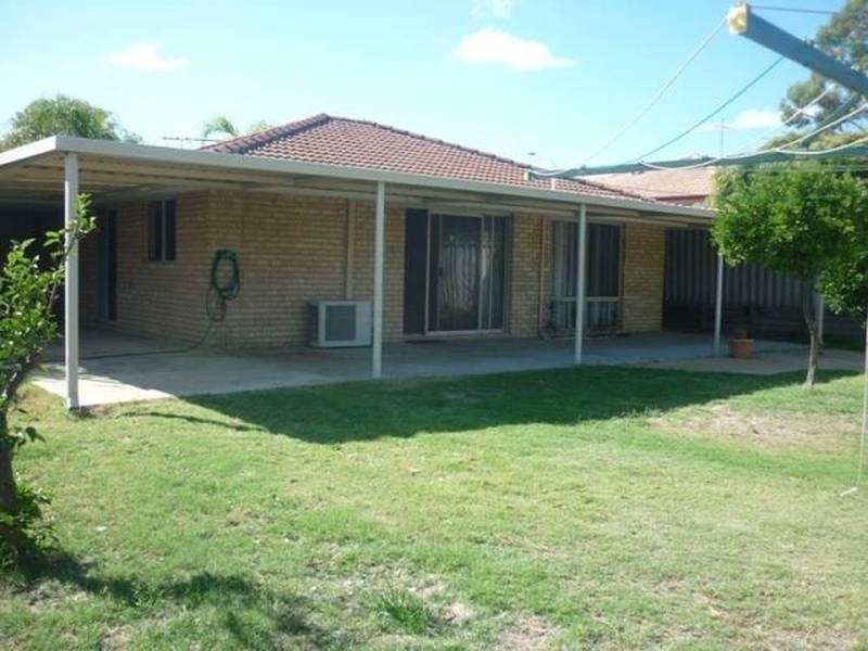 17 Eucumbene Crescent, Joondalup WA 6027