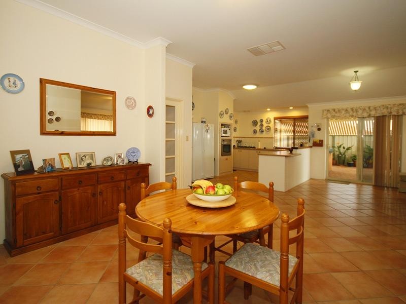 3 Swindon Lane, Currambine WA 6028