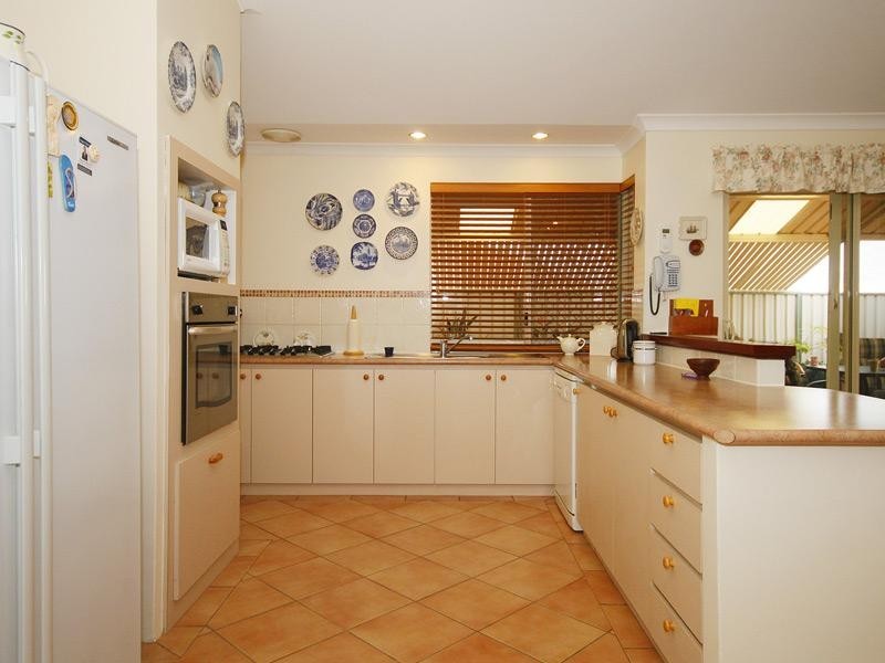 3 Swindon Lane, Currambine WA 6028