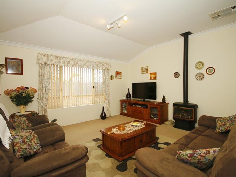 3 Swindon Lane, Currambine WA 6028