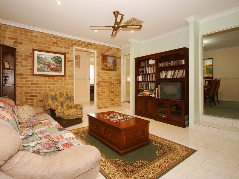 40 Monkton Place, Kinross WA 6028