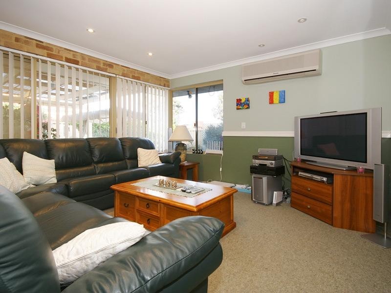 40 Monkton Place, Kinross WA 6028