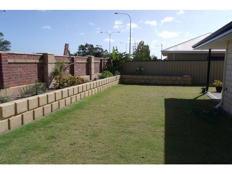 8 Bonnard crescent, Ashby WA 6065