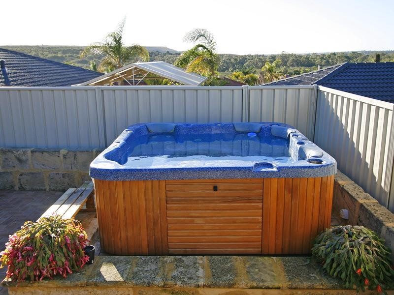 50 Ailsacraig Ramble, Kinross WA 6028