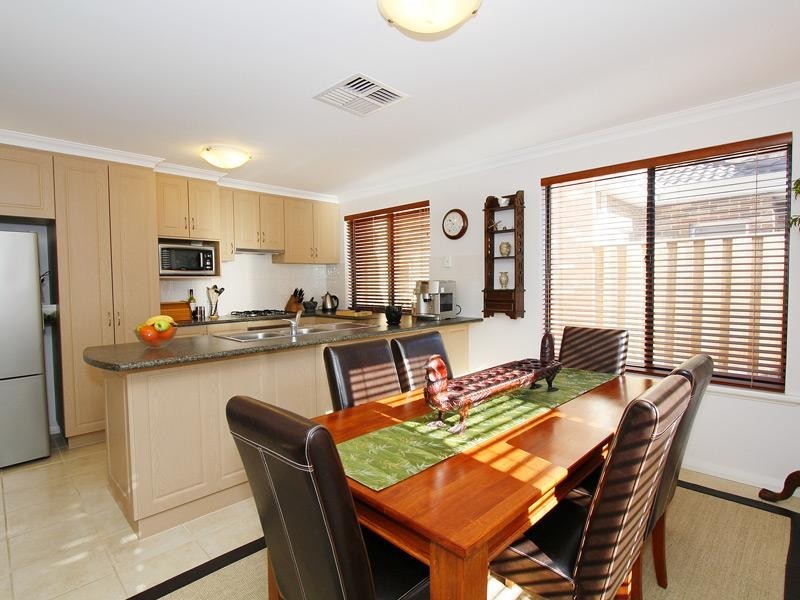 15 Blueboy Rise, Joondalup WA 6027