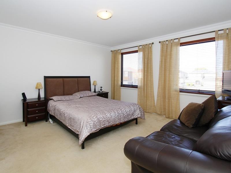 15 Blueboy Rise, Joondalup WA 6027