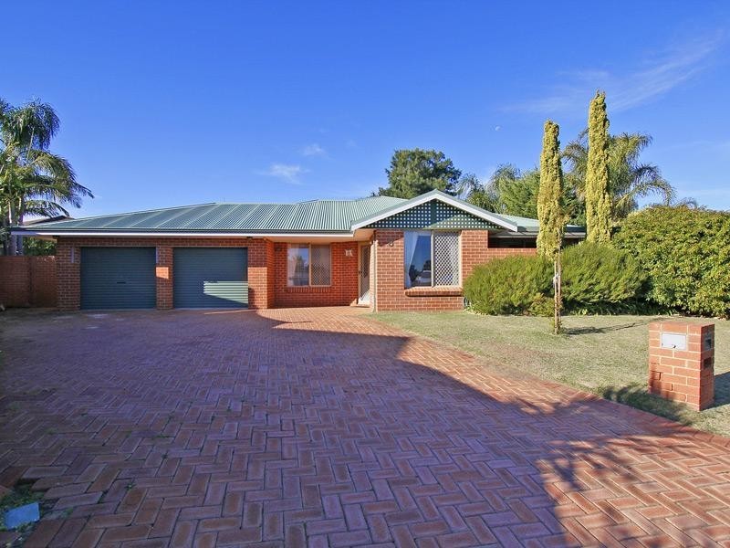 8 Iseo Place, Joondalup WA 6027