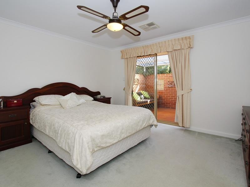 8 Iseo Place, Joondalup WA 6027