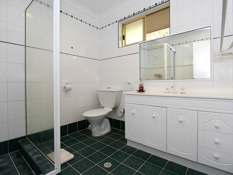 8 Iseo Place, Joondalup WA 6027