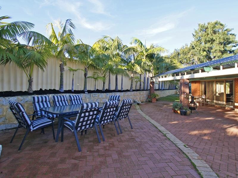 8 Iseo Place, Joondalup WA 6027