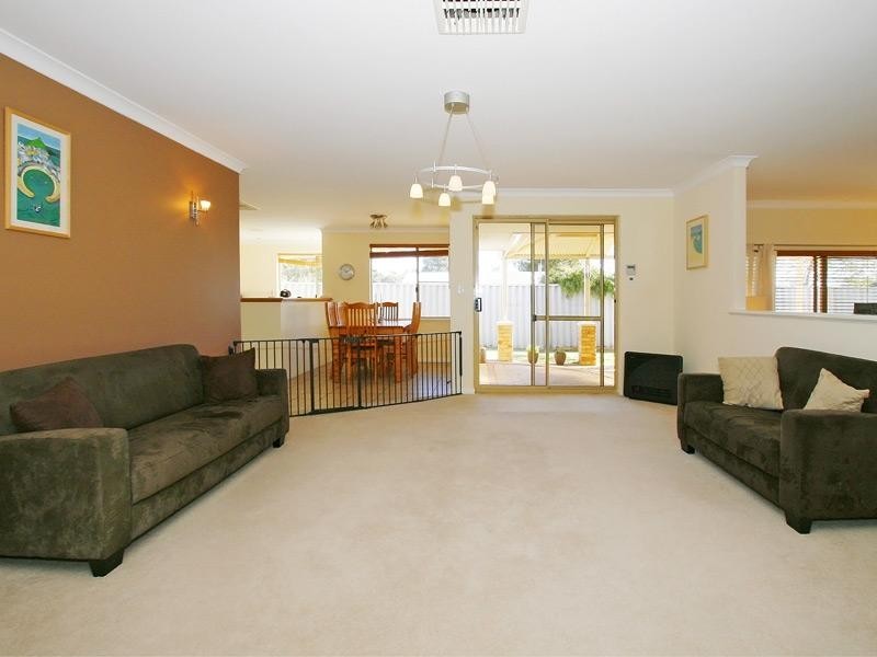 3 Tumba Court, Joondalup WA 6027